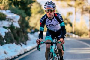 Simon Yates segunda etapa Tour Alpes 2021