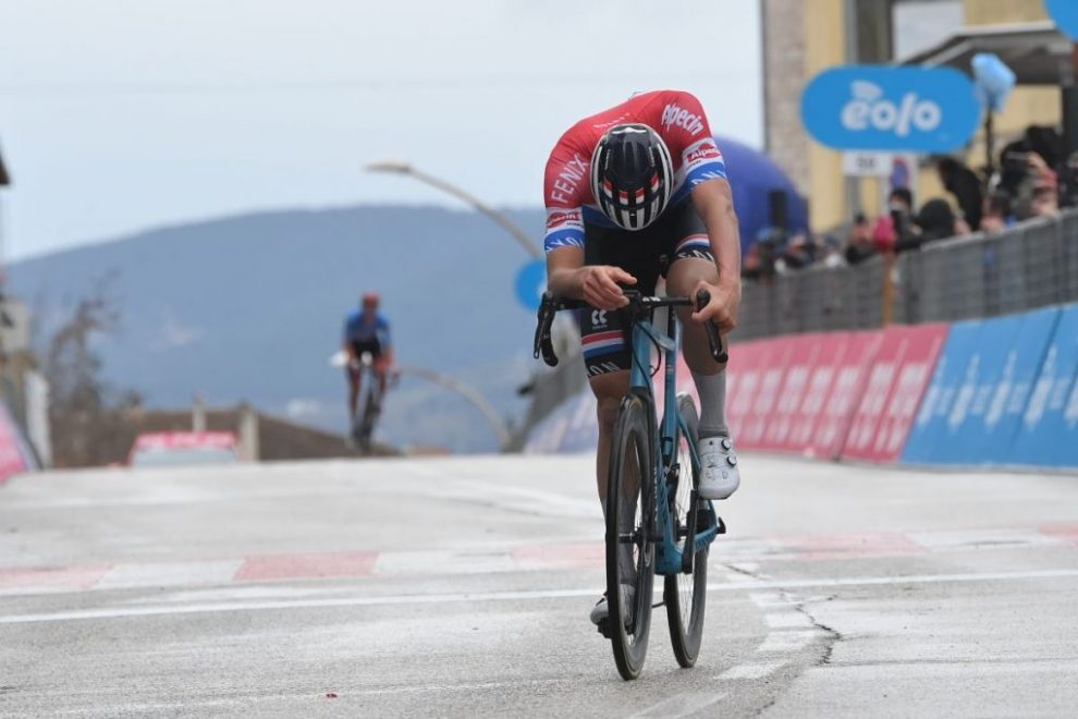 Van der Poel quinta etapa Tirreno Adriático 2021
