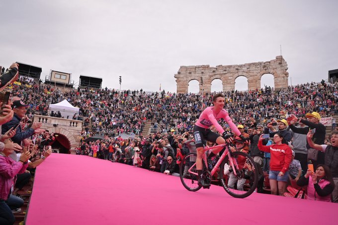 Hindley campeón Giro Italia 2022