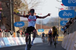 Pogacar líder Tirreno Adriático