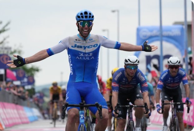 matthews giro italia 2023