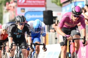dainese giro italia 2023