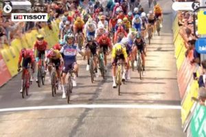 alaphilippe criterium dauphine
