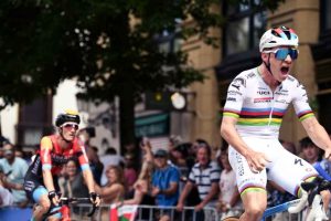 evenepoel tercera klasikoa