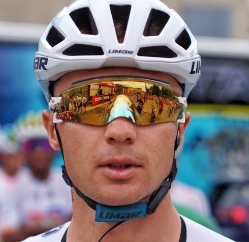 alexey lutsenko circuito getxo