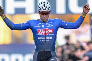 plantilla alpecin deceuninck 2024