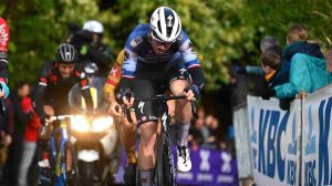 cavagna aterriza movistar team