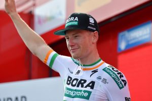 seis fichajes decathlon AG2R