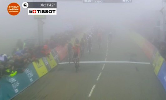 cort niebla col loge