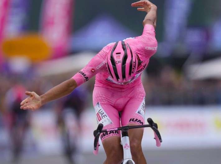 del toro vencedor bormio mortirolo