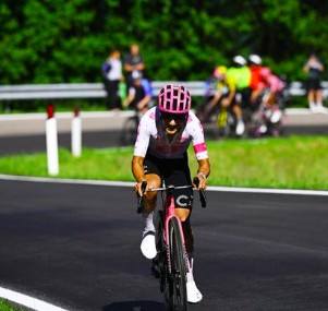 carapaz mejor favoritos tercero