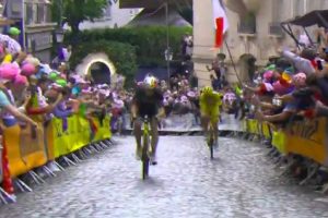 van aert dejó pogacar