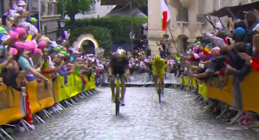 van aert dejó pogacar