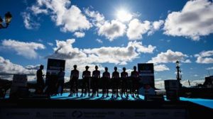 ciclistas donostiako klasikoa 2025