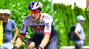 van poppel gana sprint