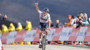 pellizzari estrena palmarés vuelta