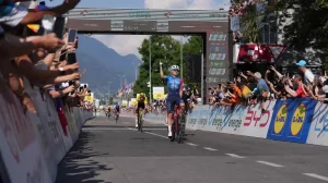 Romain Gregoire se lleva la segunda etapa del Tour de Suiza y Pogacar amplía su ventaja en la CG