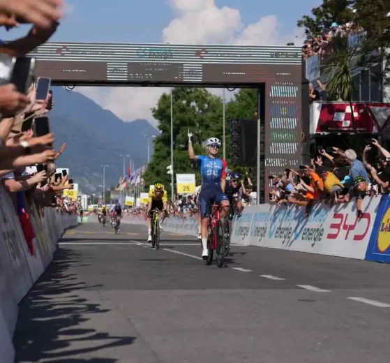 Romain Gregoire se lleva la segunda etapa del Tour de Suiza y Pogacar amplía su ventaja en la CG
