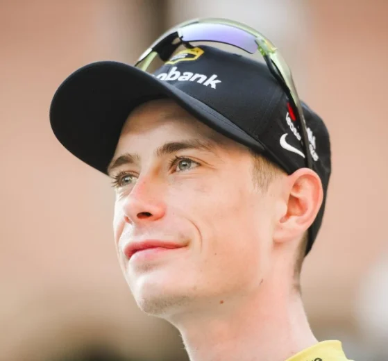 Jonas Vingegaard es el primer líder del Tour de Francia 2026 tras la CRE