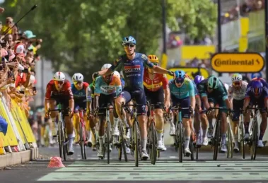 Tim Merlier aprovecha la segunda oportunidad de sprint masivo en el Tour
