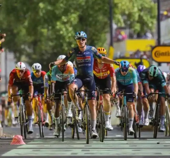Tim Merlier aprovecha la segunda oportunidad de sprint masivo en el Tour