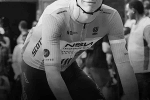 Finlay Tarling fallece a los 19 años en la Volta a Portugal tras ser atropellado