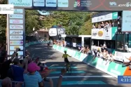 Davide Piganzoli triunfa en el Giro dell'Emilia por delante de Pidcock y Onley